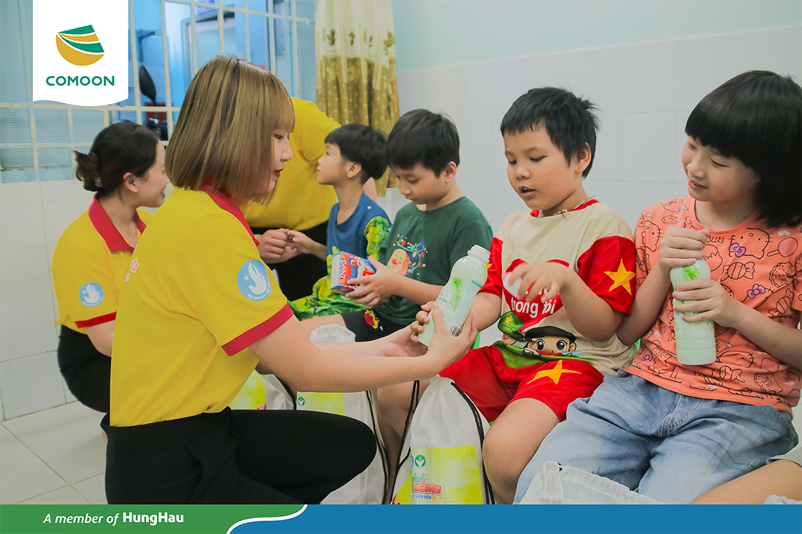 COMOON TRAO GỬI CHÚT 'XUÂN' ĐẾN CÁC BẠN TRẺ TẠI TRƯỜNG CHUYÊN BIỆT NIỀM TIN